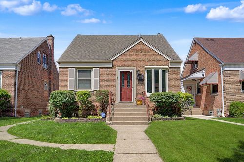 11336 S Avenue G, Chicago, IL, 60617-7009 | Card Image