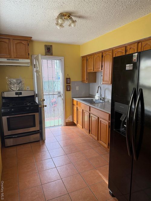 431 Franklin Ave, Hewlett, NY, 11557-1129 | Card Image