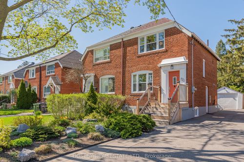 570 Broadway Ave, East York, ON, M4G2S3 | Card Image