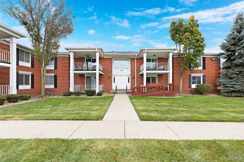 apt-2-1700 Monticello St, Trenton, MI, 48183-2025 | Card Image