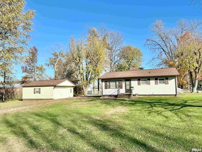 620 Sandusky Street, House other with 3 bedrooms, 1 bathrooms and null parking in Jacksonville IL | Image 3