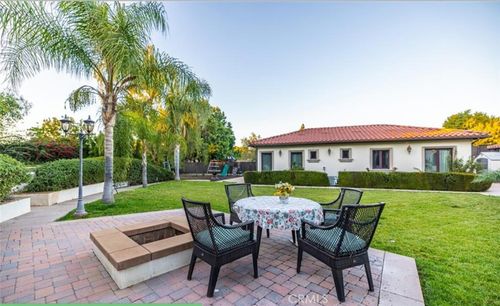 4141 Prospect Ave, Yorba Linda, CA, 92886-1712 | Card Image