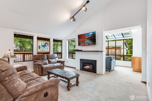 1322 Boise Street, Fircrest, WA, 98466 | Card Image