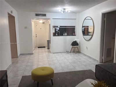 D404 - 14165 Sw 87th St, Condo with 3 bedrooms, 2 bathrooms and null parking in Miami FL | Image 2