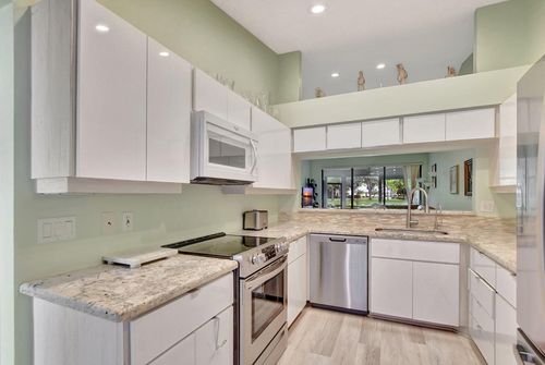 2913-5289 Fairway Woods Dr, Delray Beach, FL, 33484-7849 | Card Image