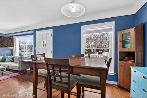 1915 Central St, Ferndale, MI, 48220-1226 | Card Image