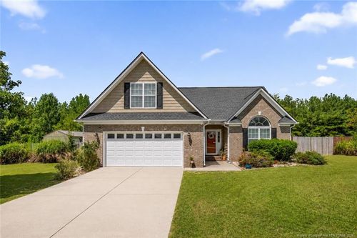 408 Allegiance St, Raeford, NC, 28376-6393 | Card Image