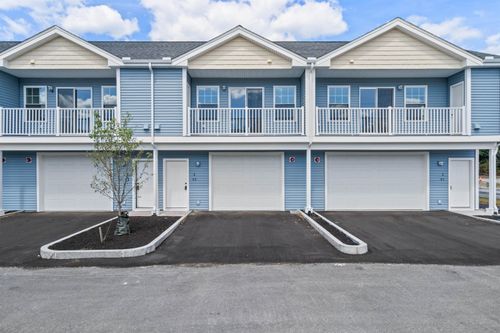 7-4 Tanager Circle, Concord, NH, 03301 | Card Image