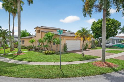 9928 Nw 47th St, Sunrise, FL, 33351-4706 | Card Image