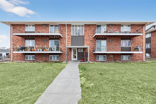 1717 9th Ave S, Great Falls, MT, 59405-2666 | Card Image