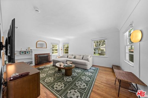 1340 Grant St, Santa Monica, CA, 90405-1513 | Card Image