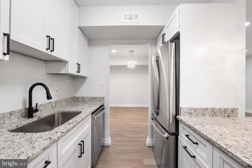 j102-3837 Hamilton St, HYATTSVILLE, MD, 20781-1839 | Card Image
