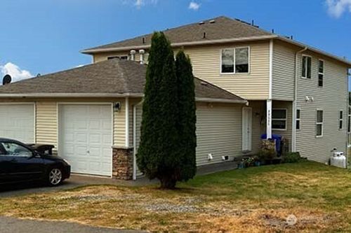 a-d-2905 11th St, Everett, WA, 98201-1590 | Card Image