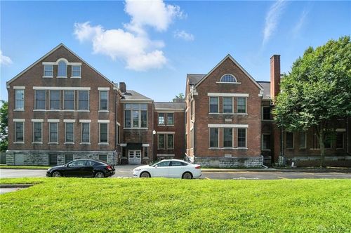 apt-160-226 Mcdaniel St, Dayton, OH, 45405-4843 | Card Image