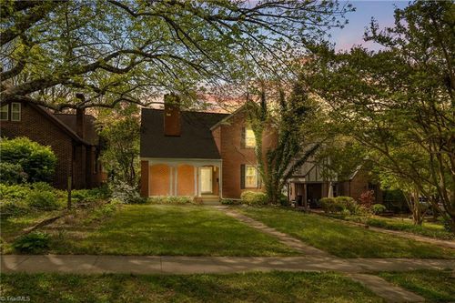 324 Woodrow Ave, High Point, NC, 27262-3262 | Card Image