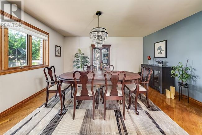 327 Majestic Dr, House other with 4 bedrooms, 4 bathrooms and null parking in Tecumseh ON | Image 7