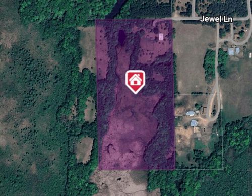 9135 Jewel Ln, Chisago City, MN, 55013-9535 | Card Image