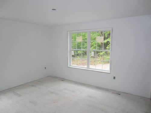 102 Thomas Dr, Sanbornville, NH, 03872-3611 | Card Image