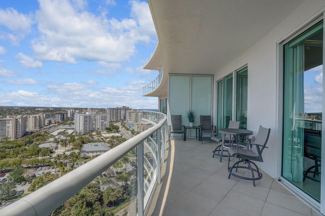 APT-1708 - 1 N Ocean Blvd, Condo with 2 bedrooms, 2 bathrooms and null parking in Pompano Beach FL | Image 21