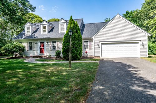 976 Route 6a, Yarmouth Port, MA, 02675-2125 | Card Image