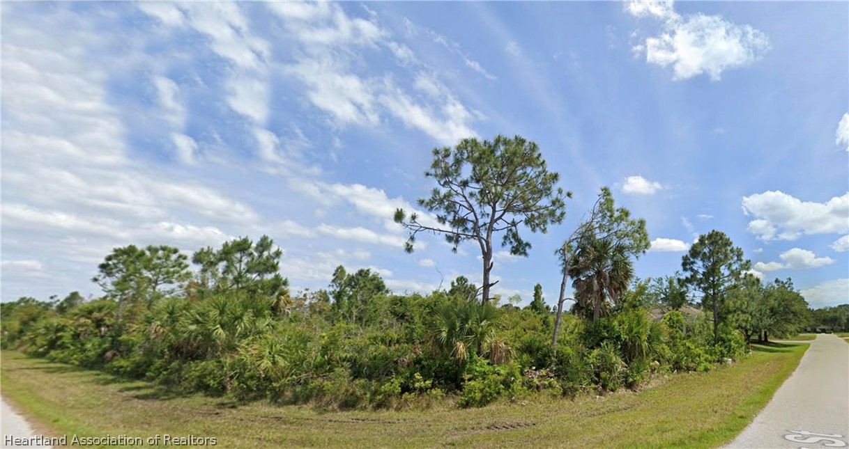 Land in Port Charlotte