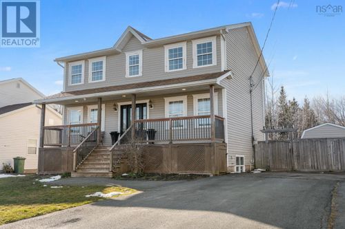 64 Amethyst Crescent, Cole Harbour, NS, B2V2W5 | Card Image