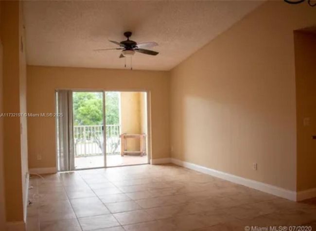 APT-316 - 2640 S University Dr, Condo with 3 bedrooms, 2 bathrooms and null parking in Davie FL | Image 7