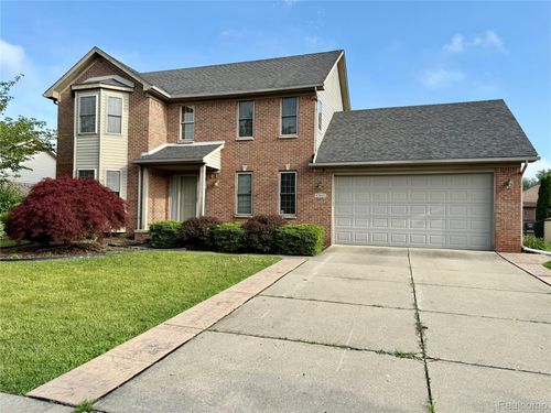 47635 Belmont Dr, Van Buren Twp, MI, 48111-1086 | Card Image