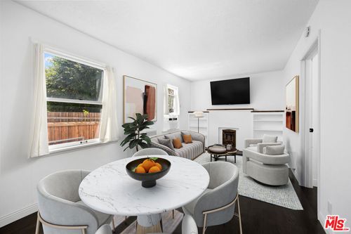 9016 1/2 Harratt St, West Hollywood, CA, 90069-3804 | Card Image