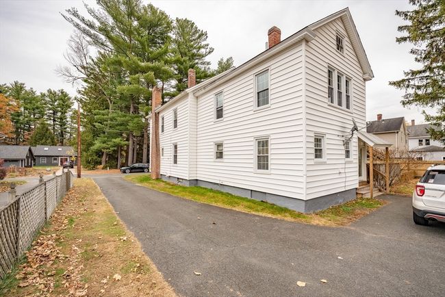 8 Wright St, House other with 4 bedrooms, 2 bathrooms and 2 parking in Easthampton MA | Image 42