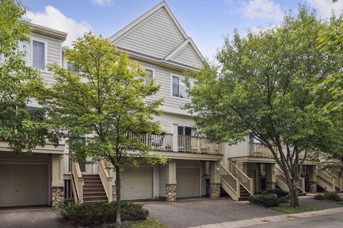 13829 54th Ave N, Plymouth, MN, 55446-1651 | Card Image