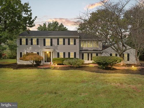 12010 Valley View Dr, Nokesville, VA, 20181-3431 | Card Image