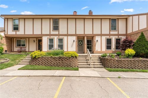 c-1662 Longbow Ln, West Carrollton, OH, 45449-2396 | Card Image