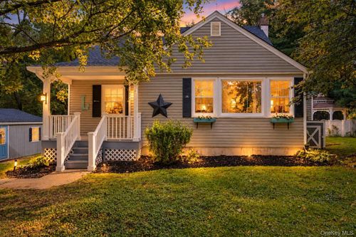 121 First Road, Wappinger, NY, 12590 | Card Image