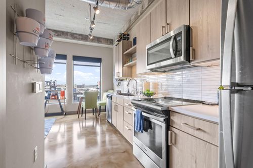 apt-804-728 3rd St N, Minneapolis, MN, 55401-5518 | Card Image