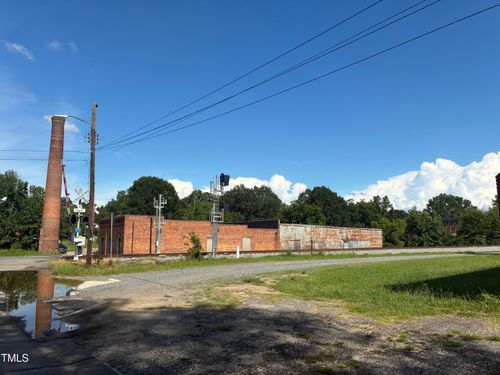 155-152155 E Chisholm St, Sanford, NC, 27330-3654 | Card Image