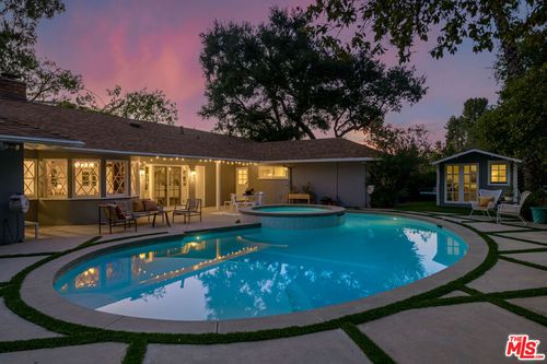 3856 Hayvenhurst Ave, Encino, CA, 91436-4039 | Card Image
