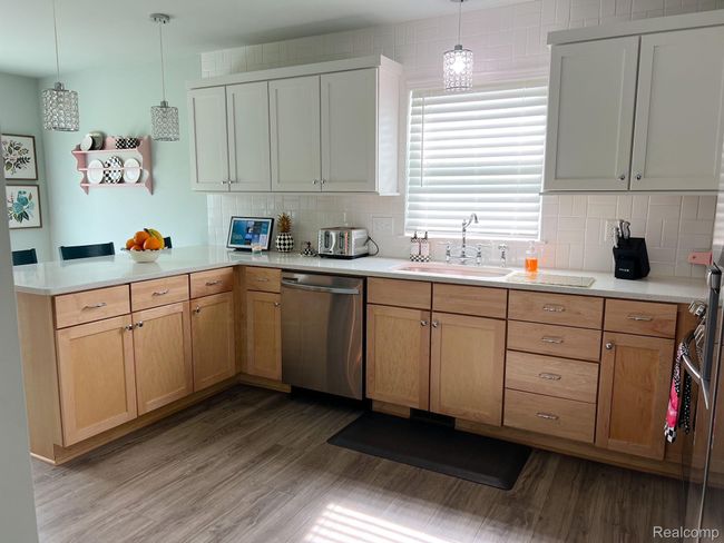 11236 Chyna Run, House other with 4 bedrooms, 4 bathrooms and null parking in Springfld Twp MI | Image 19