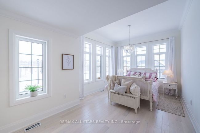 44 Bromont Dr, House other with 4 bedrooms, 4 bathrooms and 4 parking in Millbrook ON | Image 30