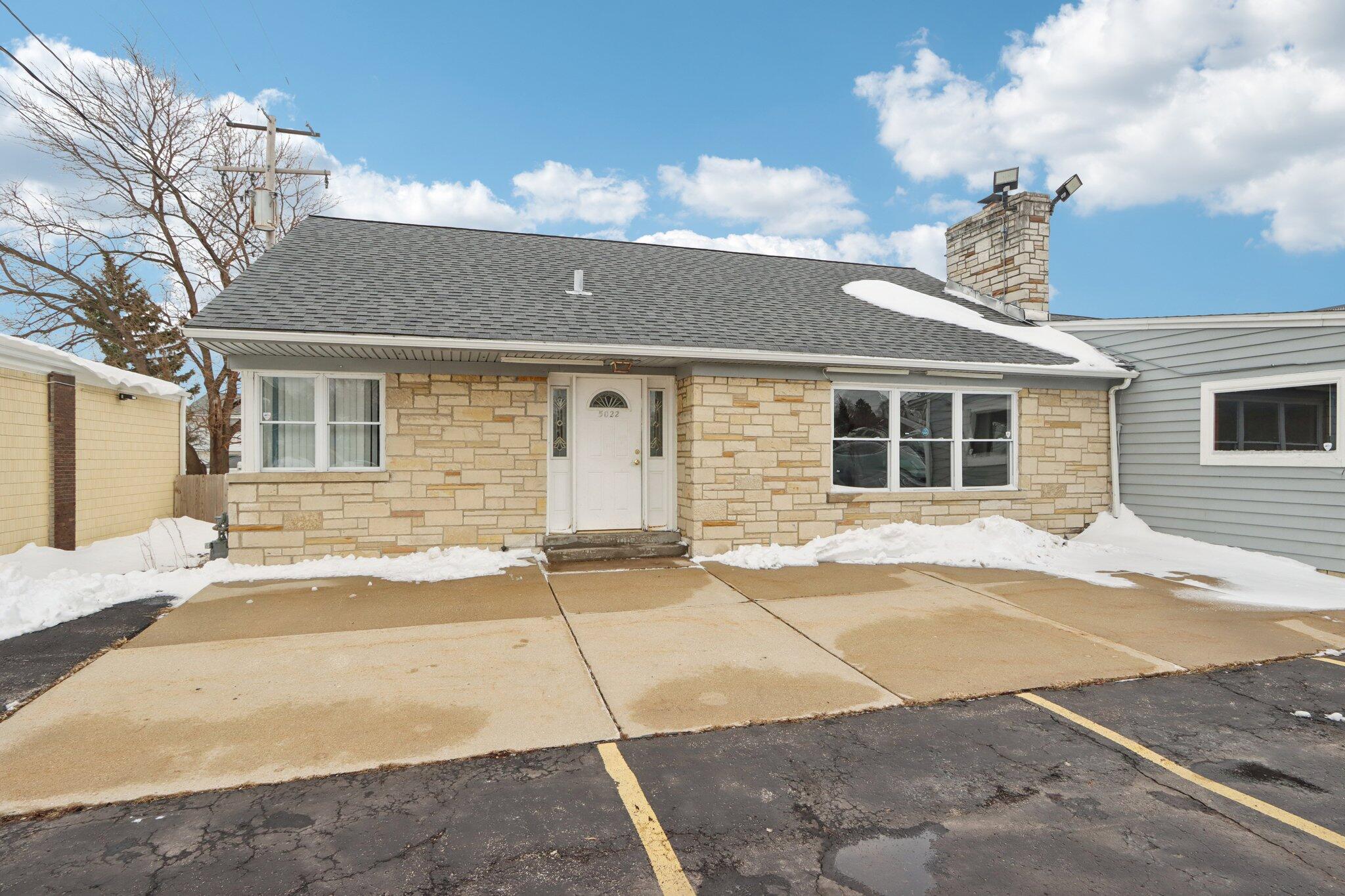 Commercial Lease in Milwaukee 2