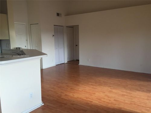 apt-424-9999 Summerbreeze Dr, Sunrise, FL, 33322-5853 | Card Image