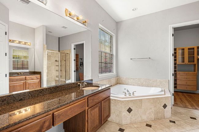 primary bath | Image 21