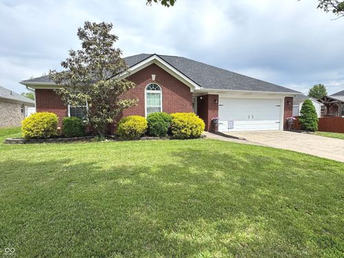 5504 Constellation Ln, Charlestown, IN, 47111-8977 | Card Image