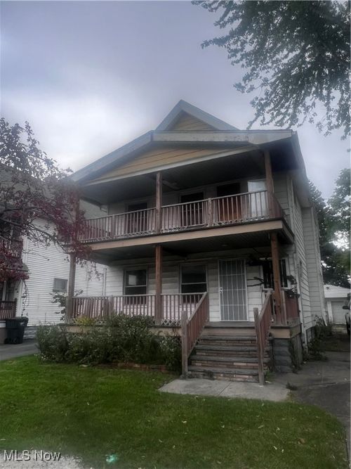 4031 E 53rd St, Newburgh Heights, OH, 44105-4848 | Card Image