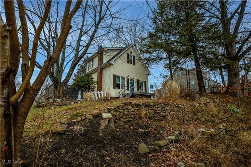 51 Portage Lakes Dr, Coventry Township, OH, 44319-2301 | Card Image