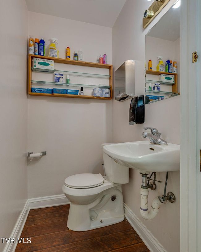 1941 Euclid Ave, Home with 0 bedrooms, 0 bathrooms and 10 parking in Bristol VA | Image 13