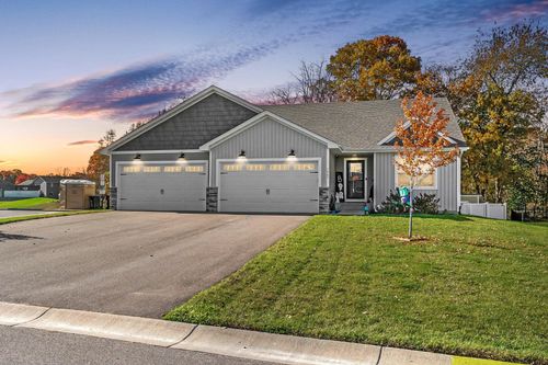 1045 Bellaire Blvd Nw, Isanti, MN, 55040-7520 | Card Image