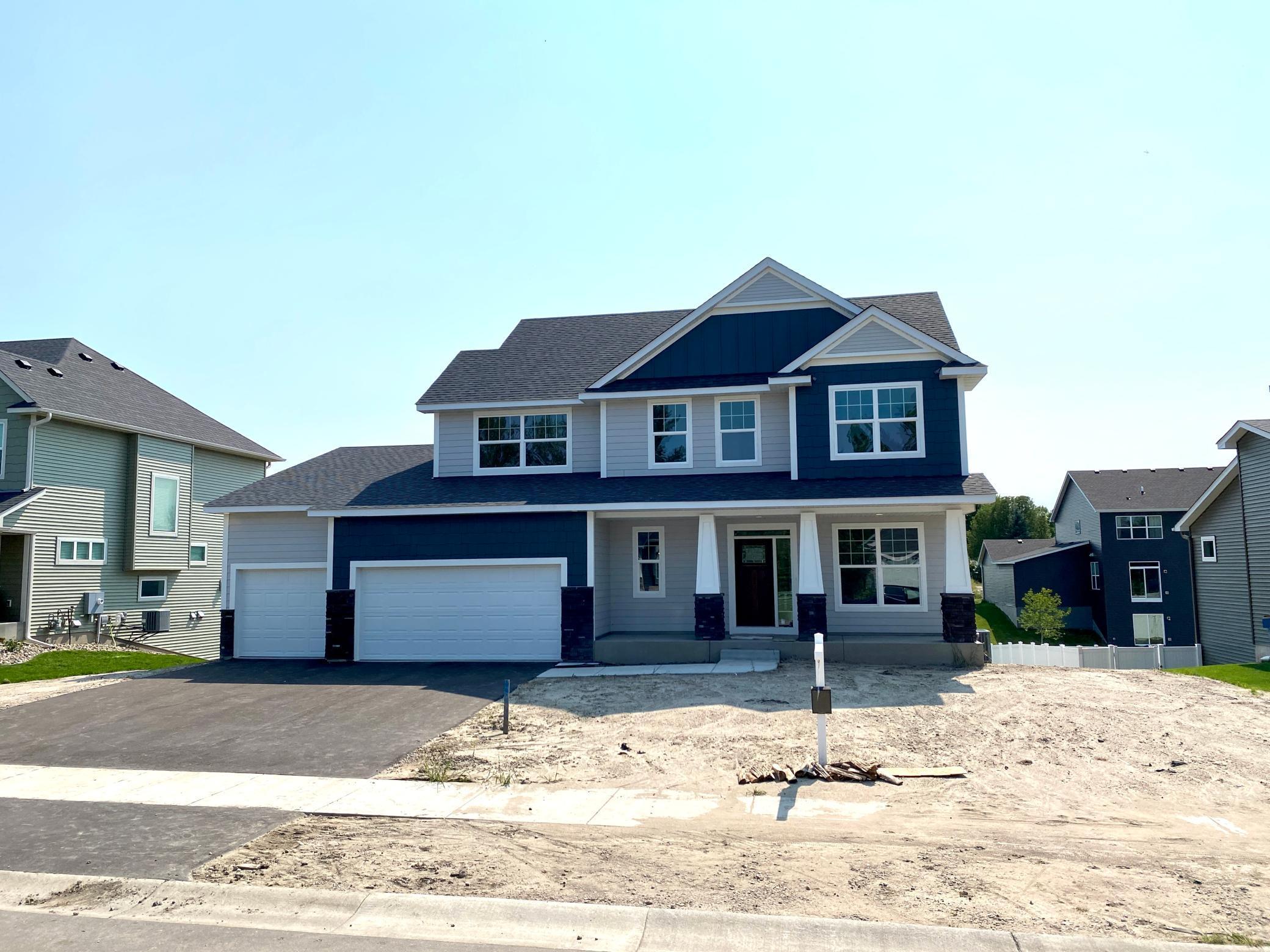Old Mill Ct, Hugo, MN 55038