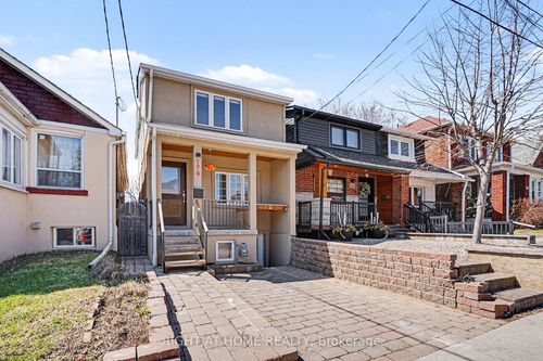 174 Rosethorn Ave, York, ON, M6N3L4 | Card Image