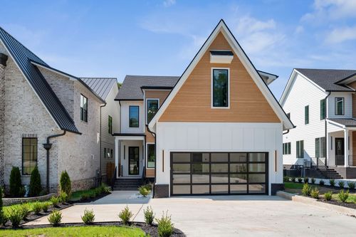 6398 Highway 100, Nashville, TN, 37205-4221 | Card Image
